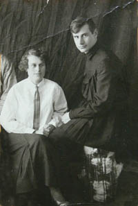 Мать и отец В.Н.Ягодинского